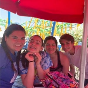 Meet your Posher, Emily